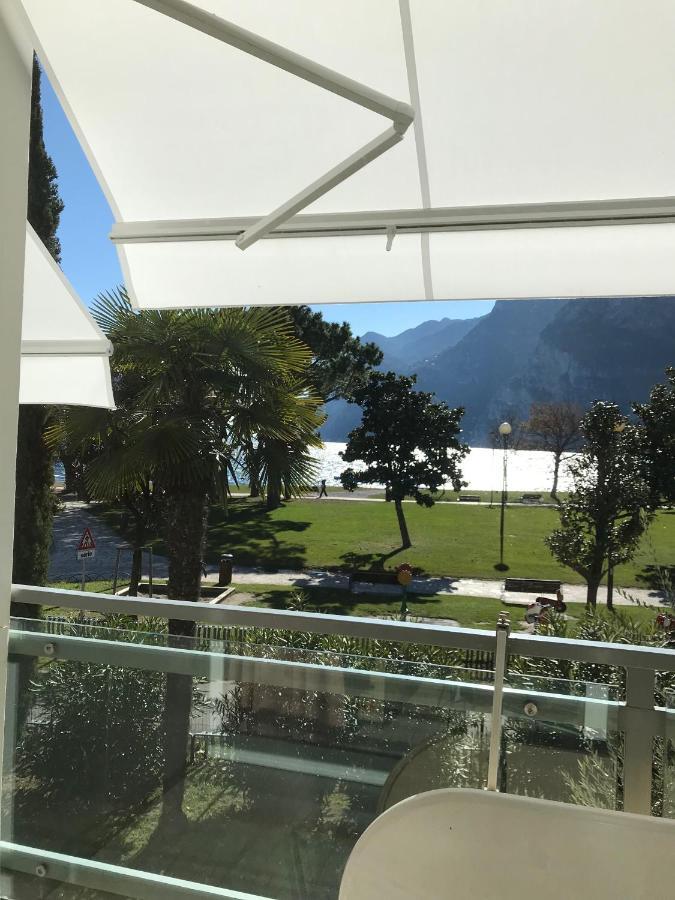 Appartement Balcone Sul Lago Riva del Garda Eksteriør billede